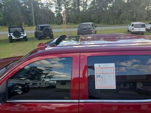 Used 2017 Chevrolet Silverado 1500 High Country image 10