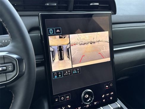 New 2026 GMC Terrain AT4 w/ Technology Package II image 18