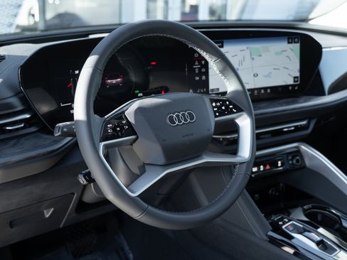 New 2025 Audi Q5 Premium Plus image 11
