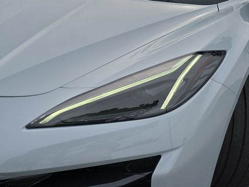 Used 2023 Chevrolet Corvette Z06 RWD image 27
