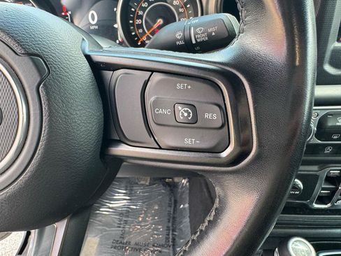 Used 2019 Jeep Wrangler Unlimited Sport S AWD/4WD image 26