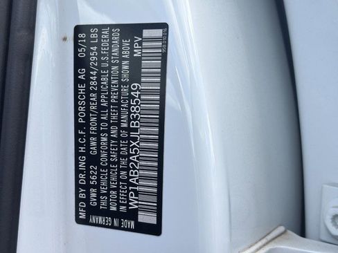 Used 2018 Porsche Macan S image 28