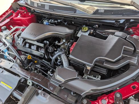 Used 2018 Nissan Rogue Sport SL FWD image 20