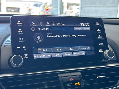 Used 2022 Honda Accord Sport image 19