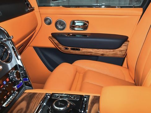 Used 2024 Rolls-Royce Cullinan image 59