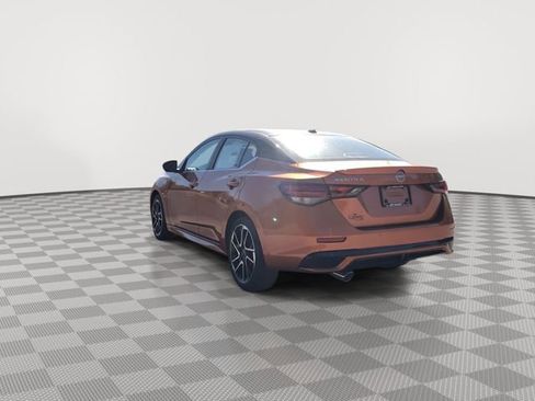 Certified 2025 Nissan Sentra SR w/ SR Premium Package image 8