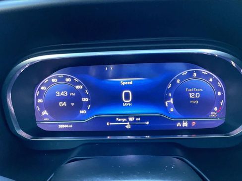 Used 2023 Chevrolet Tahoe Z71 w/ Luxury Package image 17