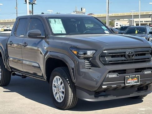 New 2026 Toyota Tacoma SR5 image 7