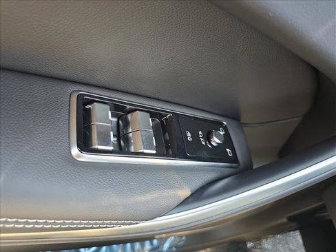 New 2026 Jaguar F-PACE R-Dynamic S image 24