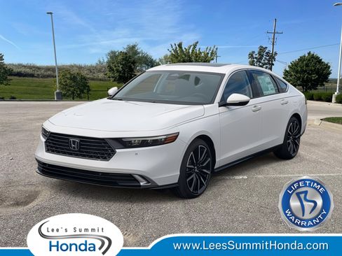 New 2026 Honda Accord Touring image 1