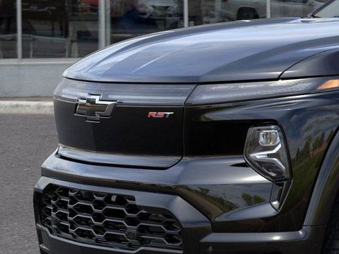 New 2025 Chevrolet Silverado EV RST image 51