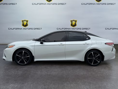 Used 2020 Toyota Camry XSE w/ Blackout Package FWD image 8