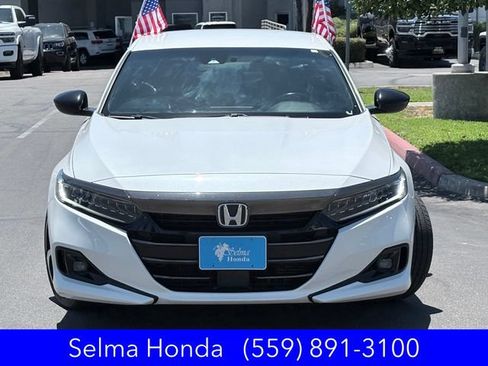 Used 2022 Honda Accord Sport image 3