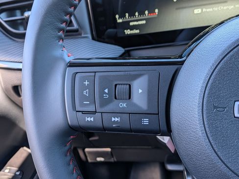 New 2026 Nissan Kicks SR FWD image 16