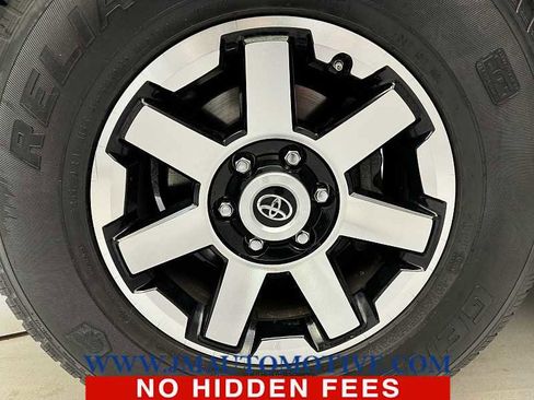 Used 2020 Toyota 4Runner TRD Off-Road Premium image 9