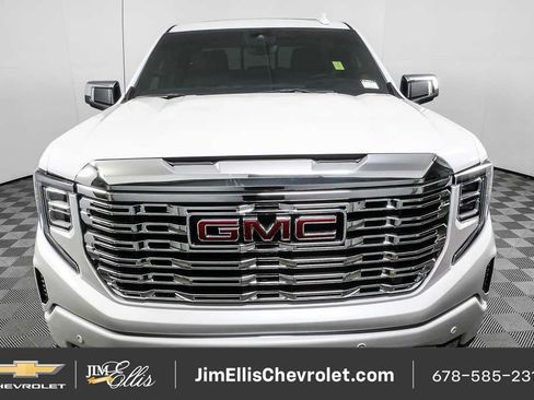 Used 2025 GMC Sierra 1500 Denali w/ Technology Package AWD/4WD image 23