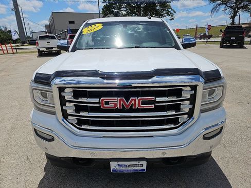 Used 2017 GMC Sierra 1500 SLT w/ SLT Preferred Package AWD/4WD image 12