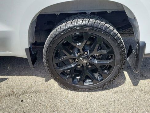 Used 2022 Chevrolet Silverado 1500 W/T w/ WT Value Package image 9