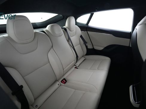Used 2022 Tesla Model S AWD/4WD image 5