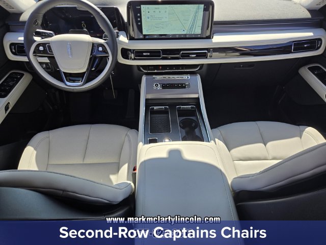 New 2027 Lincoln Aviator AWD image 14