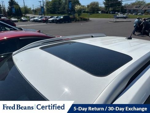 Certified 2026 Hyundai Venue SEL FWD image 4