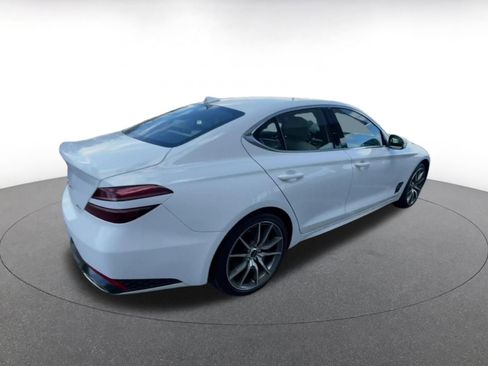 Used 2025 Genesis G70 2.5T image 15