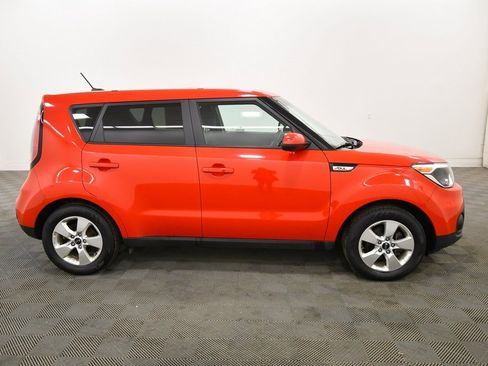Certified 2019 Kia Soul image 9