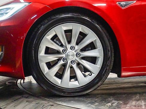 Used 2016 Tesla Model S 90D image 9