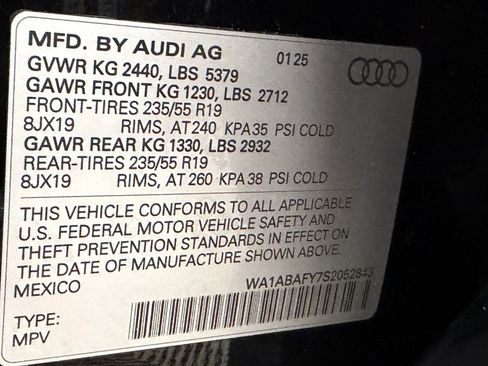 Certified 2025 Audi Q5 2.0T Premium w/ Convenience Plus Package AWD/4WD image 21