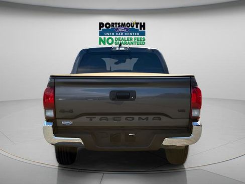Used 2023 Toyota Tacoma SR5 AWD/4WD image 13