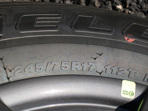 New 2026 Jeep Gladiator Sport image 38