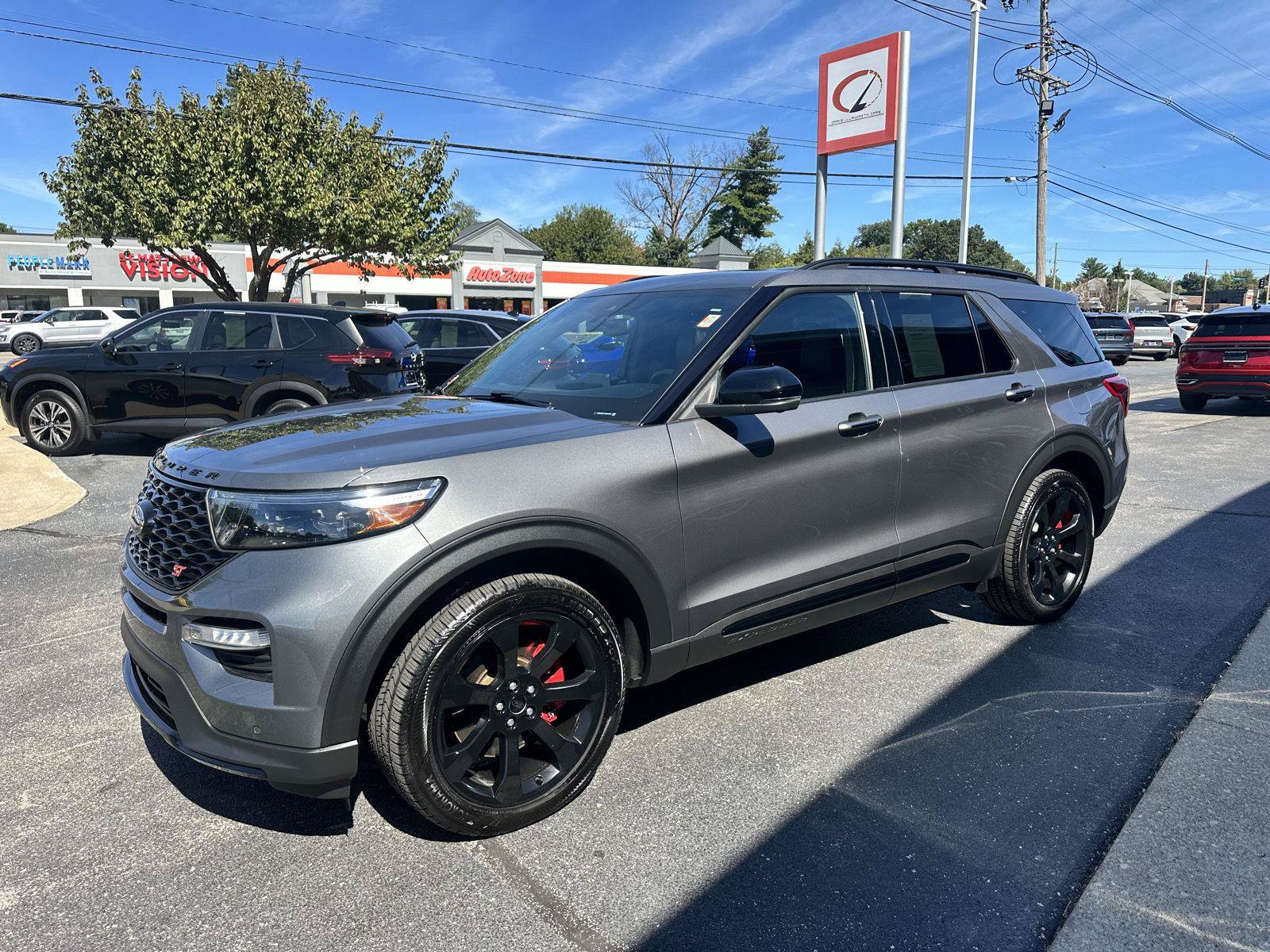 Used 2023 Ford Explorer ST w/ Equipment Group 401A AWD/4WD image 6