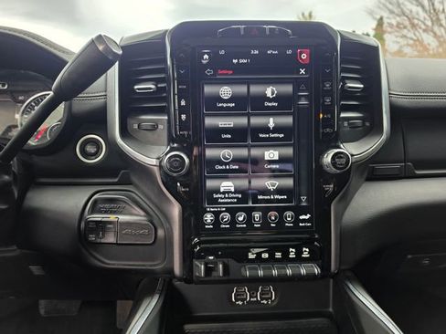 Used 2021 RAM 2500 Laramie AWD/4WD image 15