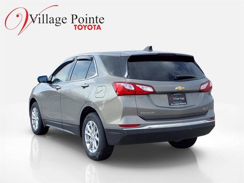 Used 2018 Chevrolet Equinox LT image 4