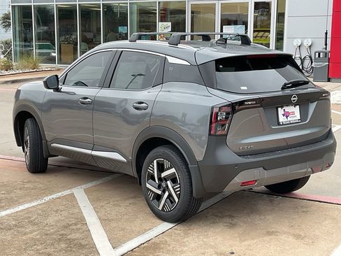 New 2026 Nissan Kicks SV w/ Cold Weather Package FWD image 7