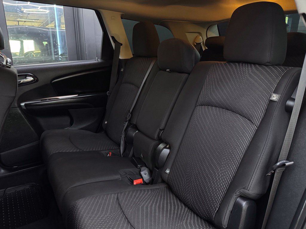 Used 2014 Dodge Journey American Value Package w/ Flexible Seating Group FWD image 18
