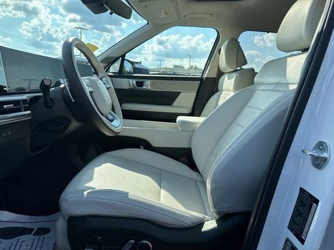 Certified 2025 Hyundai Santa Fe Calligraphy w/ Tow & Go Package AWD/4WD image 23