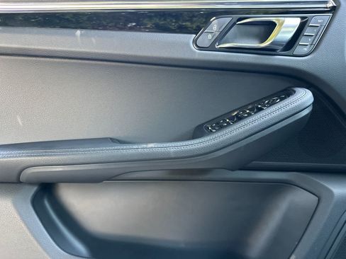 New 2026 Porsche Macan AWD/4WD image 12