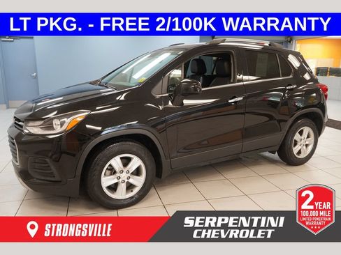 Used 2020 Chevrolet Trax LT w/ LT Convenience Package FWD image 1