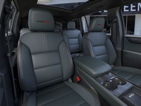 New 2026 GMC Acadia AT4 w/ Luxury Package AWD/4WD image 16