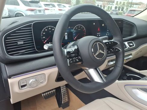 New 2026 Mercedes-Benz GLS 450 4MATIC image 16