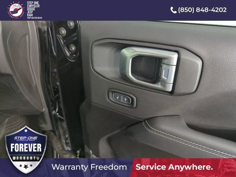Used 2023 Jeep Wrangler Unlimited Rubicon 4xe w/ Cold Weather Group AWD/4WD image 32