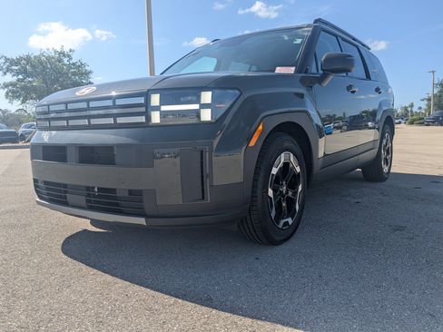 Used 2024 Hyundai Santa Fe SEL image 9