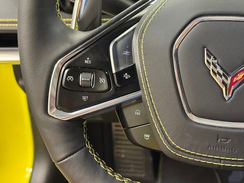 Used 2024 Chevrolet Corvette Stingray Premium Cpe w/ Z51 Performance Package RWD image 34
