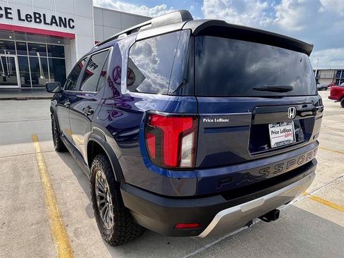 Used 2026 Honda Passport TrailSport image 5