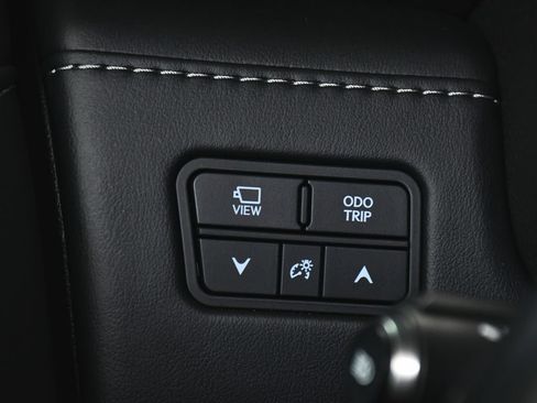 Used 2023 Lexus LX 600 F Sport w/ Accessory Package (Z1) AWD/4WD image 31