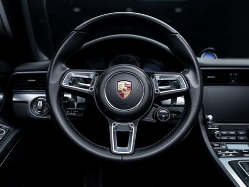 Used 2017 Porsche 911 Turbo image 46