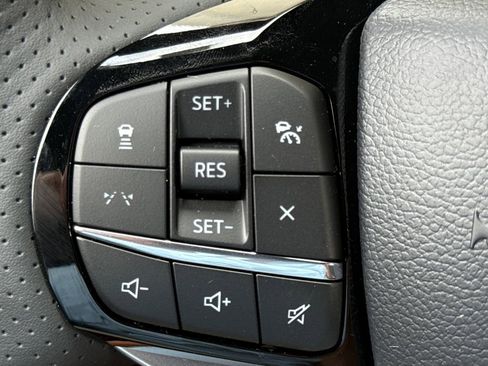 New 2026 Ford Explorer ST-Line w/ ST-Line Street Pack image 31