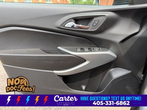 New 2026 Chevrolet Trax LS w/ LS Convenience Package FWD image 17