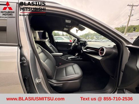 Used 2024 Chevrolet Trax RS w/ Driver Confidence Package FWD image 51